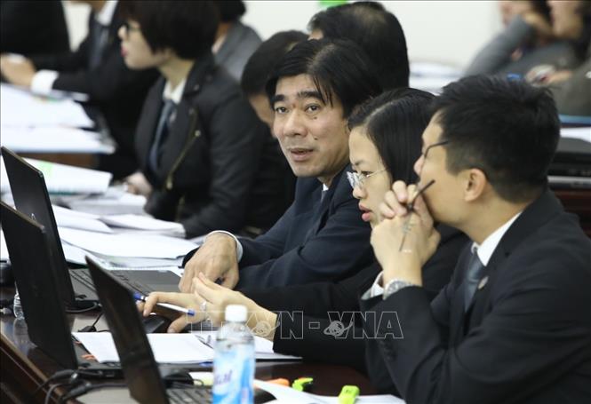 Trong ảnh: Luật sư bào chữa cho bị cáo tại phiên tòa. Ảnh: Văn Điệp – TTXVN