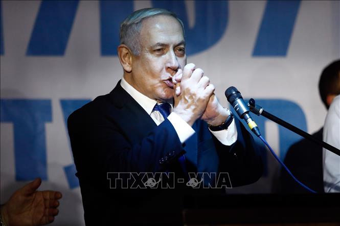 Trong ảnh: Thủ tướng Israel Benjamin Netanyahu phát biểu trước những người ủng hộ đảng Likud tại phiên họp về bầu cử ở Petah Tikva, miền trung Israel ngày 18/12/2019. Ảnh: THX/ TTXVN