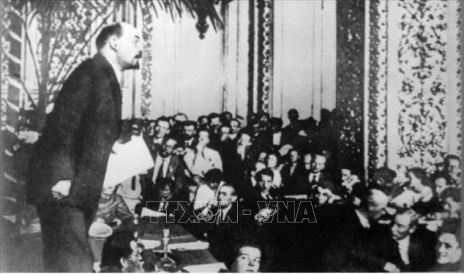 Trong ảnh: Sự ra đời của Quốc tế Cộng sản (Quốc tế III) vào tháng 3/1919 đã thúc đẩy sự phát triển mạnh mẽ phong trào cộng sản và công nhân quốc tế. Đối với Việt Nam, Quốc tế Cộng sản có vai trò quan trọng trong việc truyền bá chủ nghĩa Marx-Lenin và thành lập Đảng Cộng sản Việt Nam. Ảnh: Tư liệu/TTXVN phát