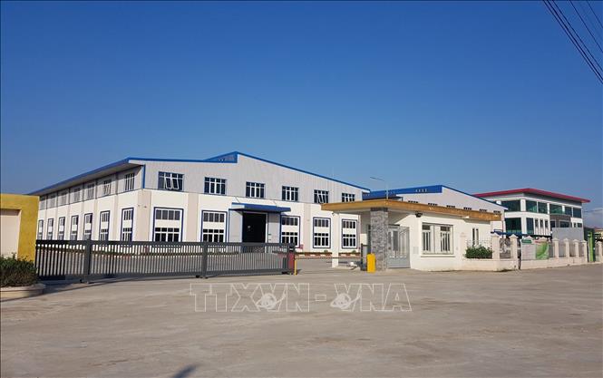Trong ảnh: Công ty TNHH Ever Great International Việt Nam trong giờ làm việc. Ảnh: Đức Phương - TTXVN