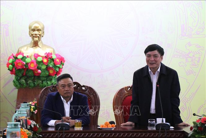 Đồng chí Bùi Văn Cường, Ủy viên Trung ương Đảng, Bí thư Tỉnh ủy Đắk Lắk phát biểu tại buổi làm việc. Ảnh: Tuấn Anh – TTXVN