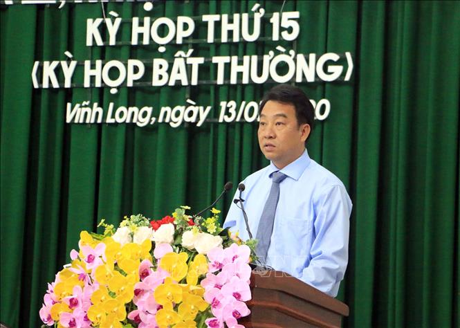 Trong ảnh: Tân Chủ tịch UBND tỉnh Vĩnh Long Lữ Quang Ngời phát biểu nhận nhiệm vụ. Ảnh: Phạm Minh Tuấn-TTXVN