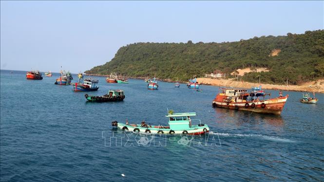 Trong ảnh: Tàu cá neo đậu trên vùng biển đảo Thổ Chu, huyện Phú Quốc (Kiên Giang). Ảnh; Lê Huy Hải - TTXVN