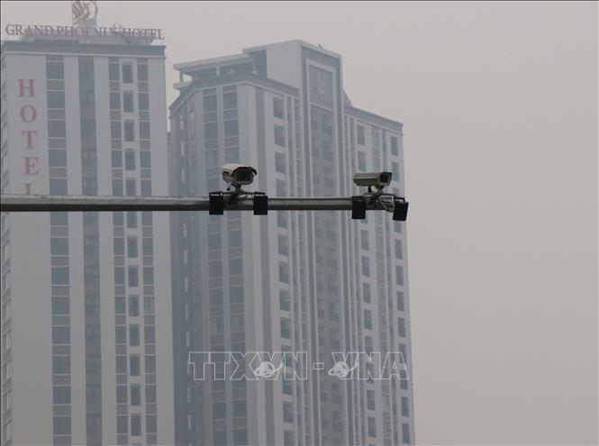 Trong ảnh: Camera giám sát đặt tại trục đường Lý Thái Tổ, thành phố Bắc Ninh. Ảnh: Thanh Thương – TTXVN