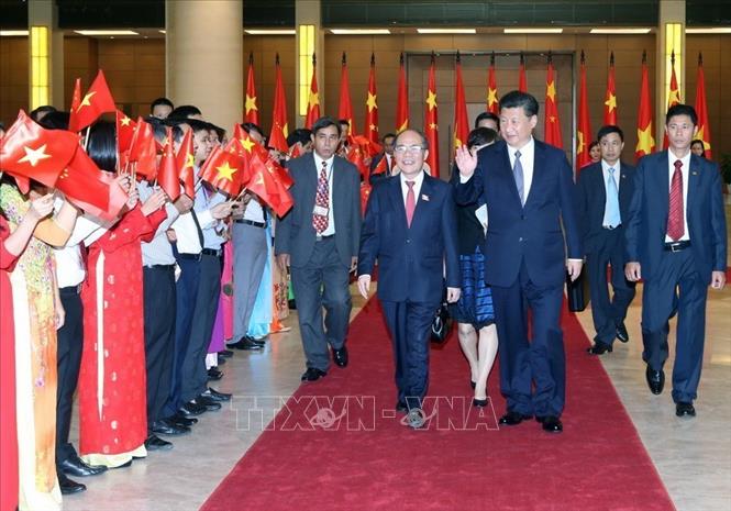 Trong ảnh: Sáng 6/11/2015, Tổng Bí thư, Chủ tịch Trung Quốc Tập Cận Bình đến dự và phát biểu trước Quốc hội Việt Nam tại Hội trường Diên Hồng ở Nhà Quốc hội, thủ đô Hà Nội. Ảnh: Nhan Sáng-TTXVN