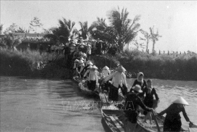 Trong ảnh: 