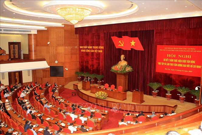 Trong ảnh: Hội nghị Ban chỉ đạo Trung ương cuộc vận động “Học tập và làm theo tấm gương đạo đức Hồ Chí Minh