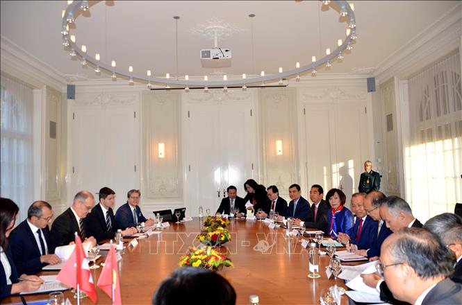 Photo: A view of the talks. VNA Photo