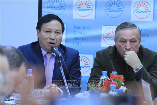 Trong ảnh: Đại sứ đặc Việt Nam tại LB Nga Ngô Đức Mạnh phát biểu tại hội thảo. Ảnh: Trần Hiếu - Pv TTXVN tại LB Nga