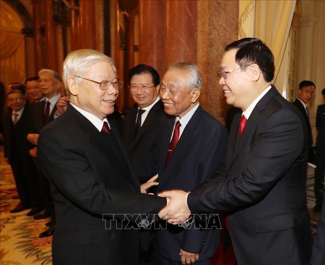 Trong ảnh: Tổng Bí thư, Chủ tịch nước Nguyễn Phú Trọng chúc Tết các đồng chí lãnh đạo và nguyên lãnh đạo Đảng, Nhà nước.  Ảnh: Trí Dũng – TTXVN