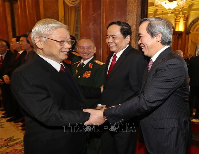 Trong ảnh : Tổng Bí thư, Chủ tịch nước Nguyễn Phú Trọng chúc Tết các đồng chí lãnh đạo và nguyên lãnh đạo Đảng, Nhà nước Ảnh : Trí Dũng – TTXVN