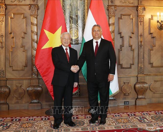 Trong ảnh: Thủ tướng Hungary Viktor Orbán đón Tổng Bí thư Nguyễn Phú Trọng thăm chính thức Hungary từ ngày 8/9 - 11/9/2018. Ảnh: Trí Dũng - TTXVN
