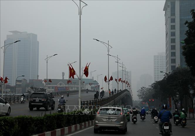 Không khí luôn là vấn đề được quan tâm trong một đô thị, nhất là Hà Nội. Hãy chiêm ngưỡng cảnh về chất lượng không khí tuyệt vời của Hà Nội trong bức ảnh này.