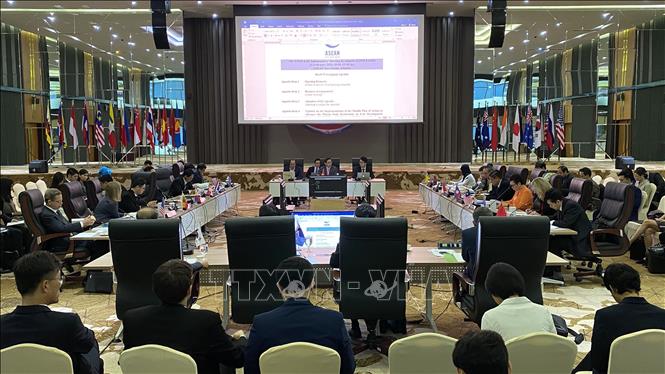Trong ảnh: Quang cảnh cuộc họp đại sứ các nước thành viên Cấp cao Đông Á (EAS). Ảnh: Hữu Chiến - P/v TTXVN tại Jakarta