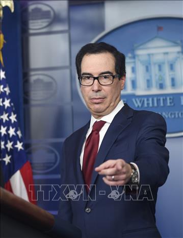 Trong ảnh: Bộ trưởng Tài chính Mỹ Steven Mnuchin phát biểu trong cuộc họp báo tại Washington D.C. Ảnh: THX/ TTXVN