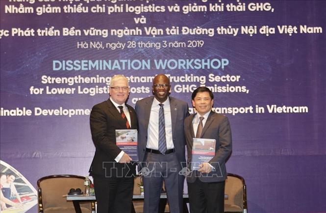 Trong ảnh: Ngày 28/3/2019, tại Hà Nội, Ngân hàng thế giới (WB) tại Việt Nam, Đại sứ quán Australia tại Việt Nam phối hợp với Bộ Giao thông vận tải tổ chức Hội thảo công bố 