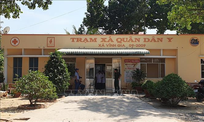 Trong ảnh: Trạm xá quân dân y Vĩnh Gia địa chỉ tin cậy của bà con vùng biên giới Vĩnh Gia, Tri Tôn, An Giang. Ảnh: Công Mạo-TTXVN 