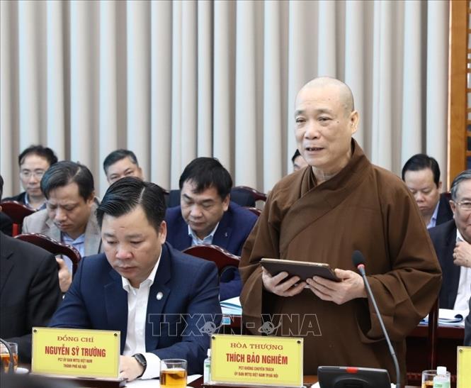Trong ảnh: Hòa thượng Thích Bảo Nghiêm, Phó Chủ tịch không chuyên trách Ủy ban MTTQ thành phố Hà Nội phát biểu. Ảnh: Văn Điệp - TTXVN
