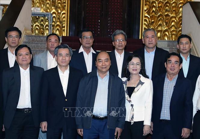 Thủ tướng Nguyễn Xuân Phúc làm việc với lãnh đạo chủ chốt tỉnh Bạc Liêu. Ảnh: Thống Nhất – TTXVN
