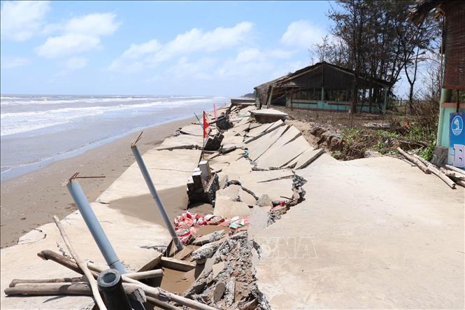 Biển Thạnh Phú - Nơi Tận Hưởng Cuộc Sống Bình Yên Giữa Thiên Nhiên