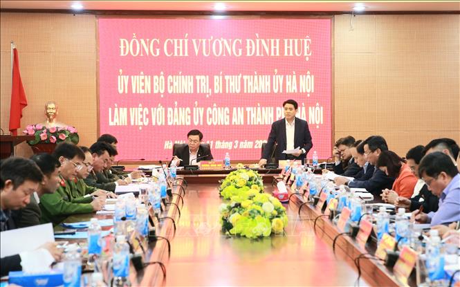 Trong ảnh: Chủ tịch UBND TP. Hà Nội Nguyễn Đức Chung phát biểu. Ảnh: Doãn Tấn - TTXVN