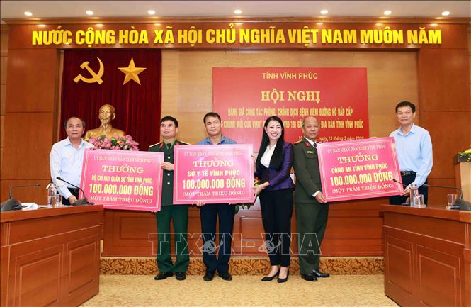 Cqtt Thong Táº¥n Xa Viá»‡t Nam Táº¡i VÄ©nh Phuc Ä'Æ°á»£c Khen ThÆ°á»Ÿng Trong Cong Tac Phong Chá»'ng Dá»‹ch Covid 19 áº£nh Thá»i Sá»± Trong NÆ°á»›c VÄƒn Hoa Xa Há»™i