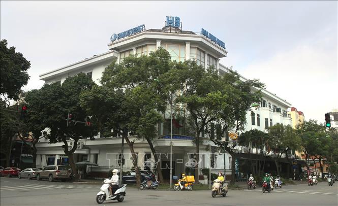 Photo: The Hoa Binh Hotel in Hoan Kiem district serves as a quarantine place for foreign tourists, diplomatic passport holders, among others. VNA Photo: Danh Lam