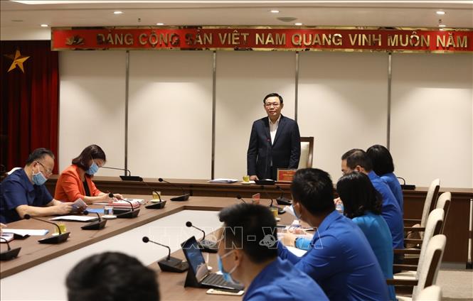 Trong ảnh: Bí thư Thành ủy Hà Nội Vương Đình Huệ phát biểu chỉ đạo tại buổi làm việc. Ảnh: Văn Điệp - TTXVN