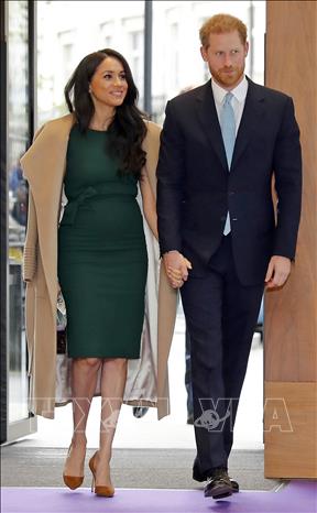 Trong ảnh: Hoàng tử Anh Harry và nữ Công tước Meghan tới dự một sự kiện ở London, Anh ngày 15/10/2019. Ảnh: THX/TTXVN