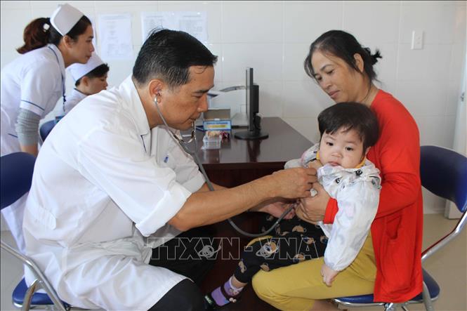 Trong ảnh: Bệnh viện Nhi tỉnh Lâm Đồng (thành phố Đà Lạt) chính thức đi vào hoạt động từ tháng 5/2017, tiếp nhận điều trị bệnh nhân dưới 15 tuổi, cả có và không có bảo hiểm y tế. Ảnh: Phạm Kha - TTXVN