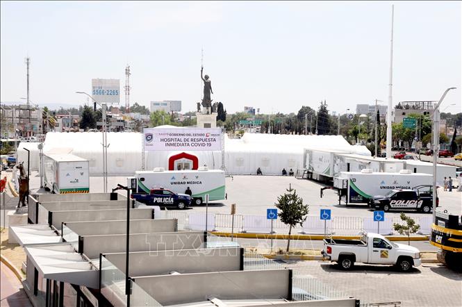 Trong ảnh: Một bệnh viện dã chiến điều trị cho các bệnh nhân nhiễm COVID-19 tại Hidalgo, Mexico, ngày 18/3/2020. Ảnh: THX/ TTXVN