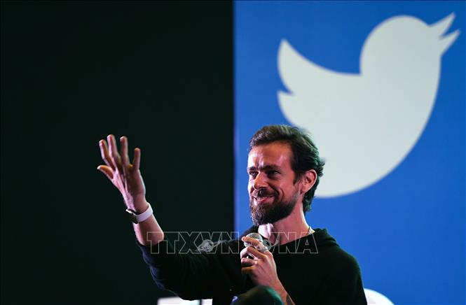 Trong ảnh: (tư liệu) Đồng sáng lập và là giám đốc điều hành mạng xã hội Twitter, ông Jack Dorsey phát biểu tại một sự kiện ở New Delhi, Ấn Độ, ngày 12/11/2018. Ảnh: AFP/TTXVN