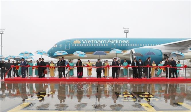 Trong ảnh: Ngày 28/3/2018, Tổng Bí thư Nguyễn Phú Trọng dự Lễ bàn giao máy bay của Tập đoàn Airbus cho Vietnam Airlines, trong chuyến thăm chính thức Cộng hòa Pháp. Ảnh: Trí Dũng – TTXVN