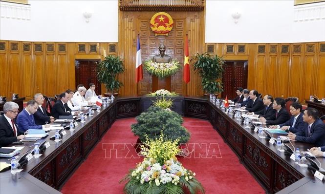 Trong ảnh: Thủ tướng Nguyễn Xuân Phúc hội kiến Tổng thống Pháp Francois Hollande thăm cấp Nhà nước tới Việt Nam, sáng 6/9/2016, tại Hà Nội. Ảnh: An Đăng – TTXVN