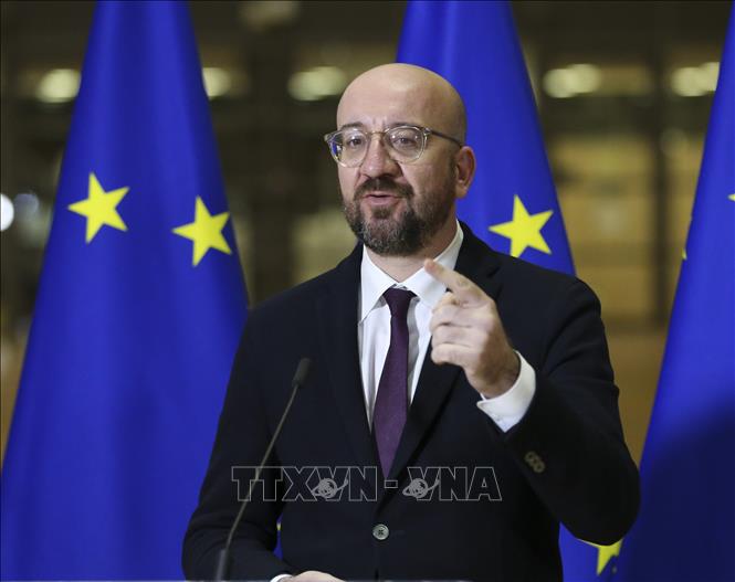 Trong ảnh: Chủ tịch Hội đồng châu Âu Charles Michel phát biểu tại cuộc họp báo ở Brussels, Bỉ ngày 26/3/2020. Ảnh: AFP/TTXVN