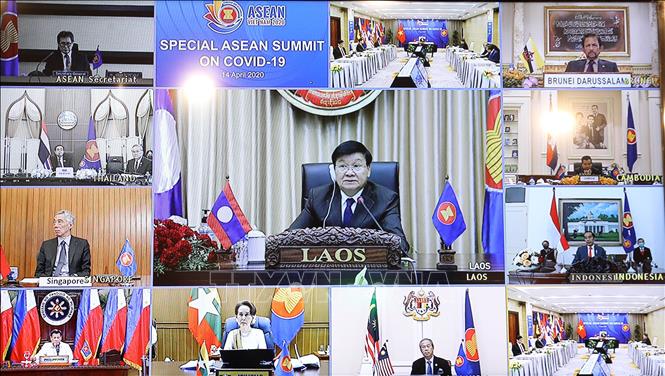 Photo: Prime Minister of Laos Thongloun Sisoulith speaks at the Summit. VNA Photo: Thống Nhất