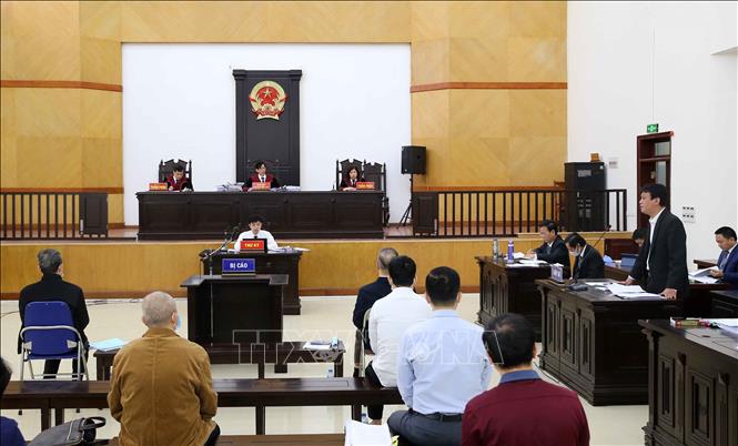 Trong ảnh: Quang cảnh phiên tòa. Ảnh: Doãn Tấn - TTXVN