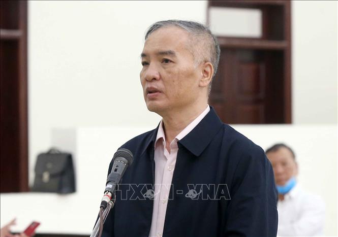 Trong ảnh: Bị cáo Lê Nam Trà, cựu Chủ tịch Hội đồng thành viên MobiFone. Ảnh: Doãn Tấn - TTXVN