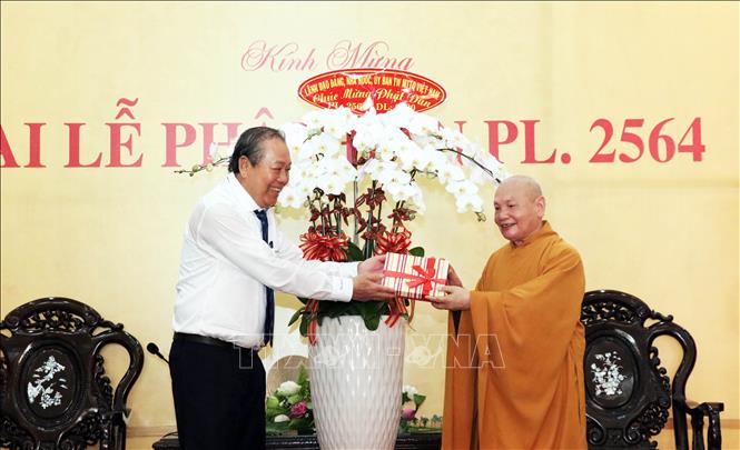 Phó Thủ tướng Thường trực Trương Hòa Bình chúc mừng Đại lễ ...