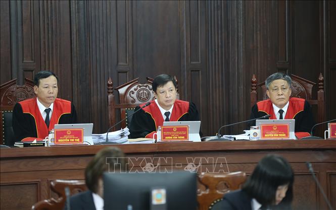 Trong ảnh: Hội đồng thẩm phán Tòa án nhân dân Tối cao dự phiên tòa. Ảnh: Doãn Tấn - TTXVN
