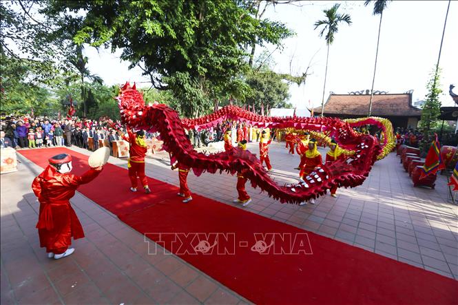 Trong ảnh: Các lễ hội được phục dựng và gìn giữ phục vụ đời sống tâm linh của người dân (ảnh tư liệu). Ảnh: Phan Tuấn Anh - TTXVN 