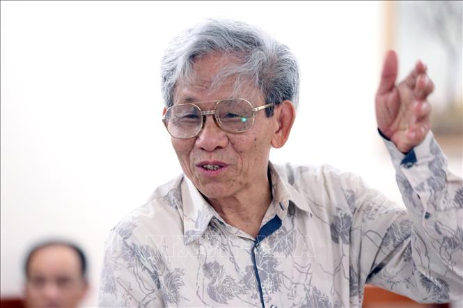 Trong ảnh: GS.TS Vũ Đình Phụng, Trưởng bộ môn công trình giao thông Trường Đại học Thủy Lợi phát biểu tại cuộc họp Đánh giá nghiên cứu. Ảnh: Anh Tuấn – TTXVN