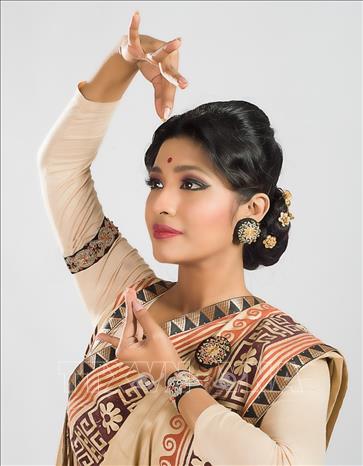 Trong ảnh: Bà Pooja Sengupta - Giám đốc nghệ thuật, sáng lập Nhà hát vũ kịch Turongomi của Bangladesh. Ảnh: Huy Lê - P/v TTXVN tại Bangladesh



