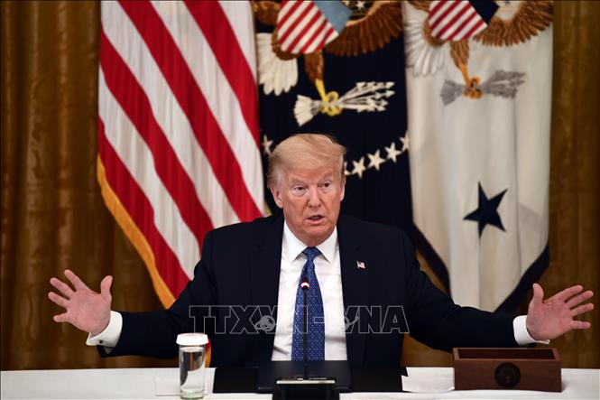 Trong ảnh: Tổng thống Mỹ Donald Trump phát biểu tại cuộc họp báo ở Washington, DC. Ảnh: AFP/TTXVN