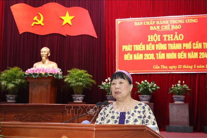 Trong ảnh: GS,TS Võ Thanh Thu, Giảng viên Cao cấp Đại học Kinh tế Thành phố Hồ Chí Minh phát biểu. Ảnh: Ngọc Thiện - TTXVN 
