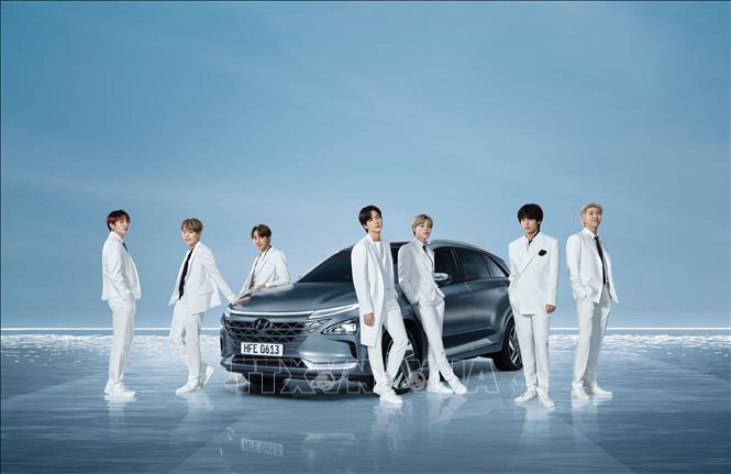 Trong ảnh: Các thành viên nhóm nhạc BTS. Ảnh: Yonhap/ TTXVN