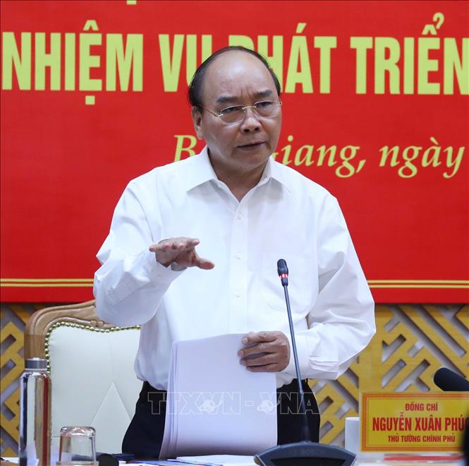 Trong ảnh: Thủ tướng Nguyễn Xuân Phúc phát biểu kết luận buổi làm việc. Ảnh: Thống Nhất - TTXVN 
