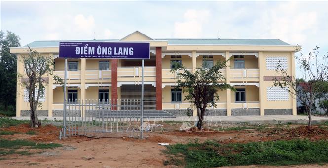 Trong ảnh: Một điểm trường học chuẩn bị đưa vào hoạt động ở xã Cửa Dương, huyện đảo Phú Quốc (Kiên Giang). Ảnh: Lê Huy Hải - TTXVN