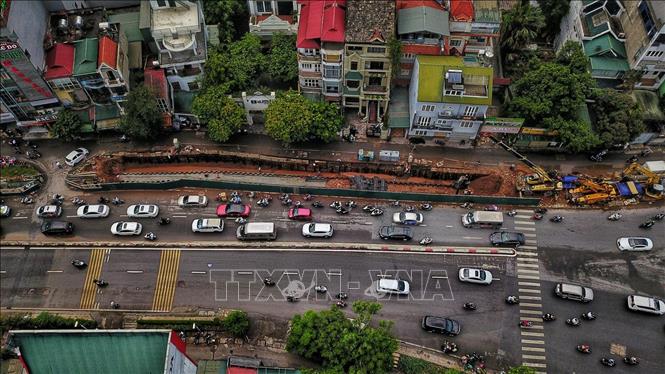 Trong ảnh: Toàn cảnh 600m con đường gốm sứ bị dỡ bỏ nhìn từ trên cao. Ảnh: Thành Đạt - TTXVN 