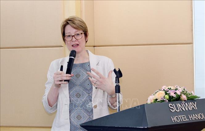 Trong ảnh: Bà Britta van Ercke, Phó Giám đốc Chương trình GIZ, Chương trình đổi mới đào tạo nghề Việt Nam phát biểu tại Hội thảo. Ảnh: Anh Tuấn – TTXVN
